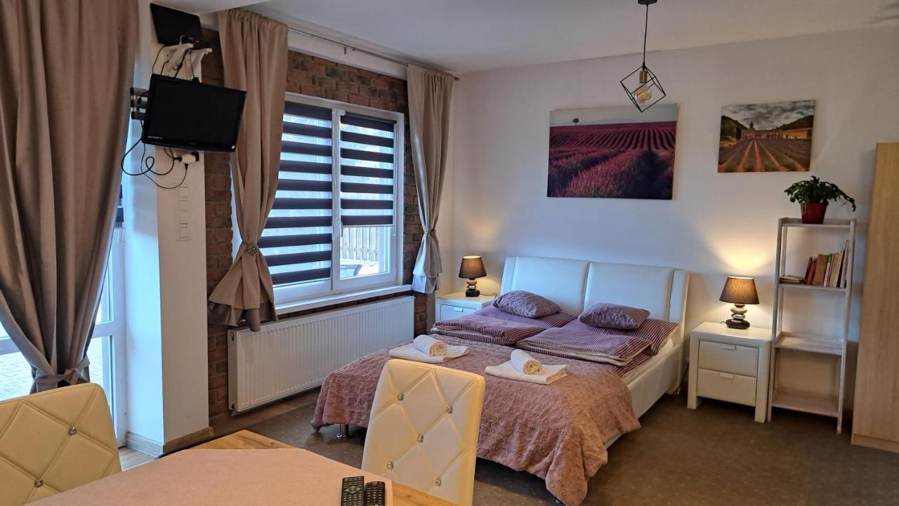 Apartament Lavender Єленя-Ґура Екстер'єр фото